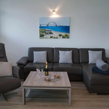 Inselblume 44 - Mit Balkon Im Zentrum Von בית נופש